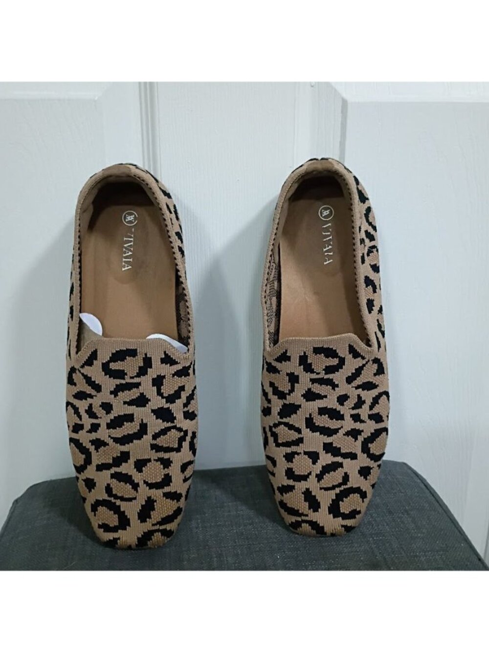 Vivaia Leopard Print Womens 10 Loafers Stylish Slip-On Flats - Picture 2 of 8